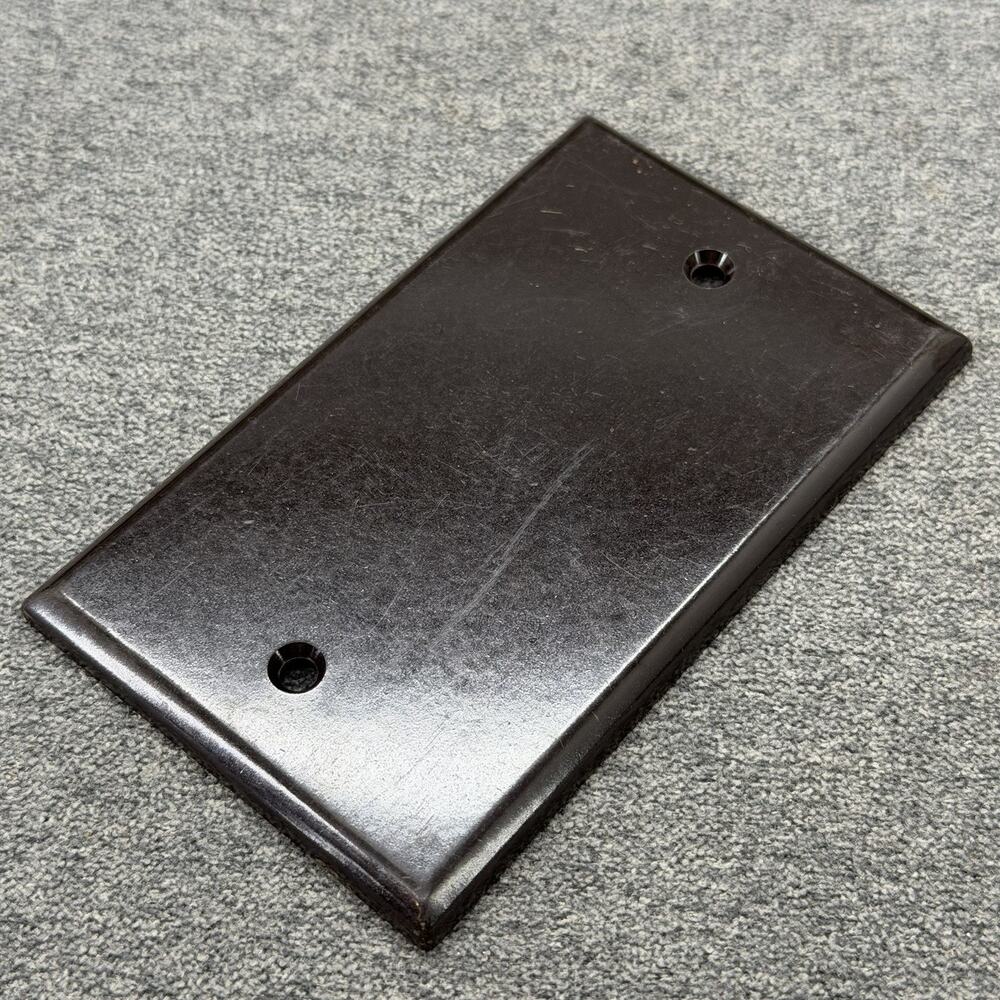 Vintage Leviton 1 Gang Blank Wall Plate Cover Brown Glossy Plastic Faceplate